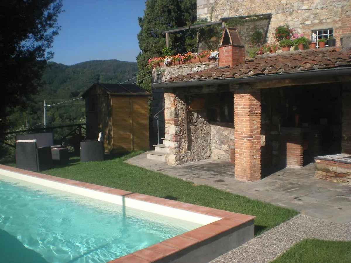 Nel Colle Apartment Valdottavo إيطاليا